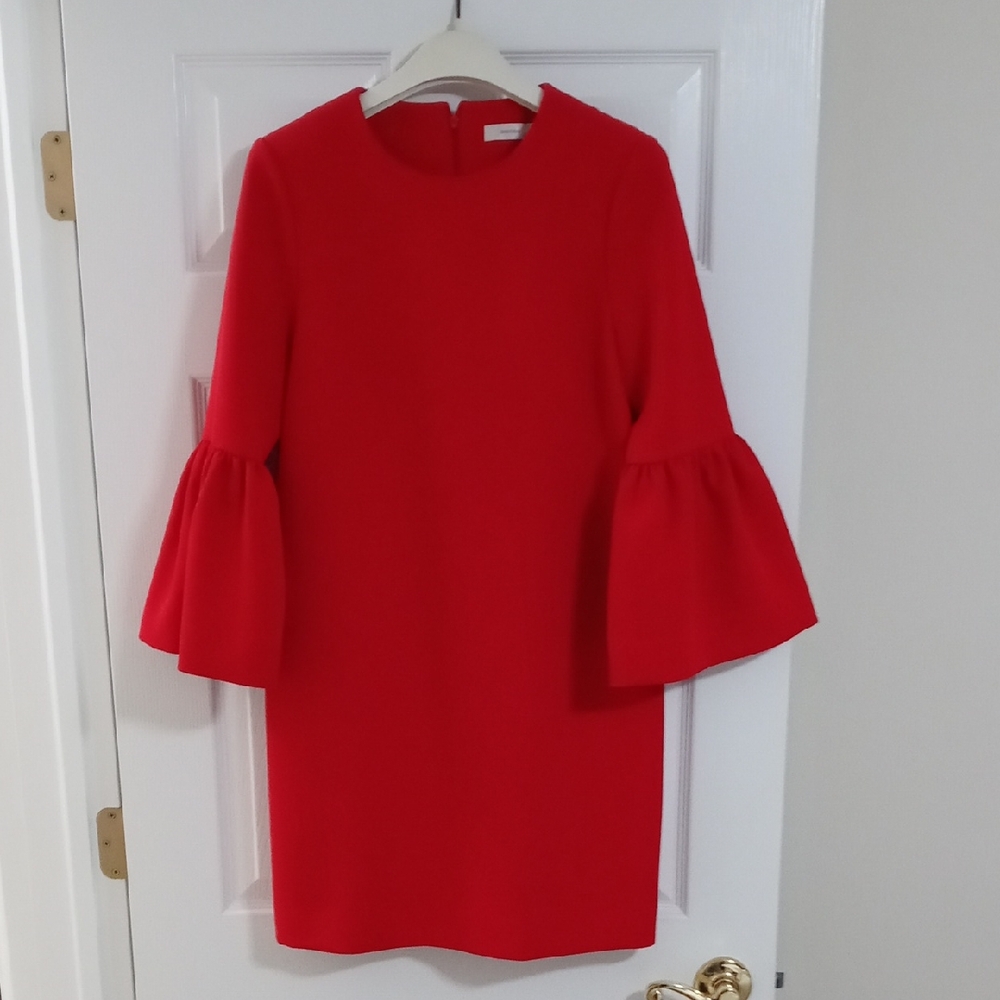 Suit Studio Red Bell-Sleeve Shift Dress